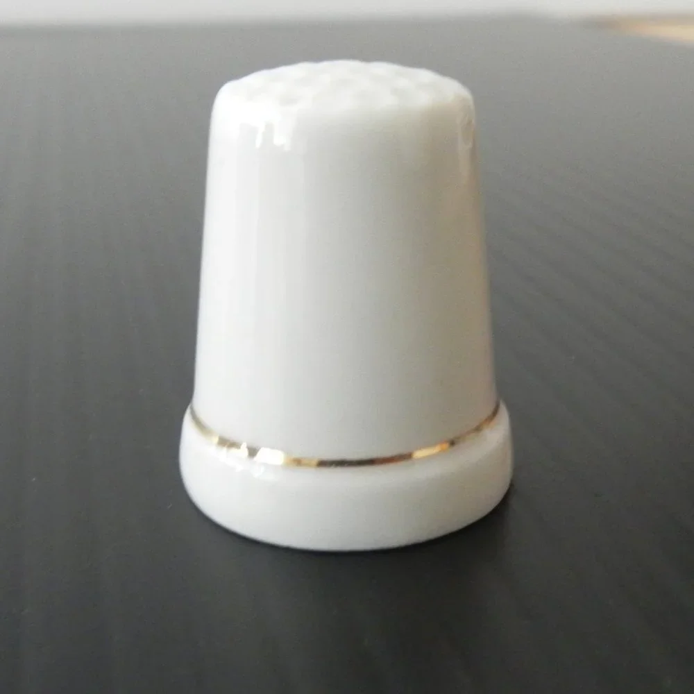 Vintage Thimble from Scotland - Picture 2 of 3